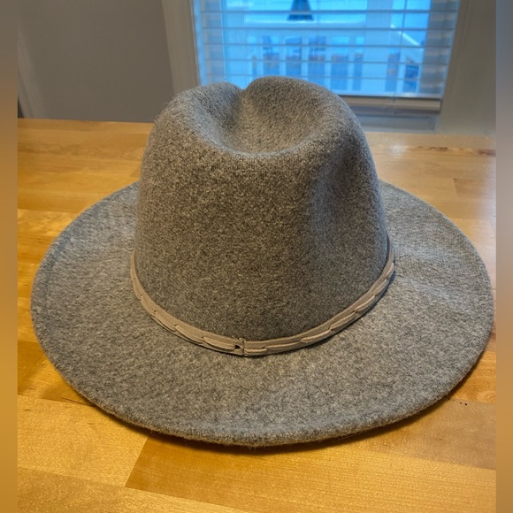 Gray Hat - Picture 3 of 5